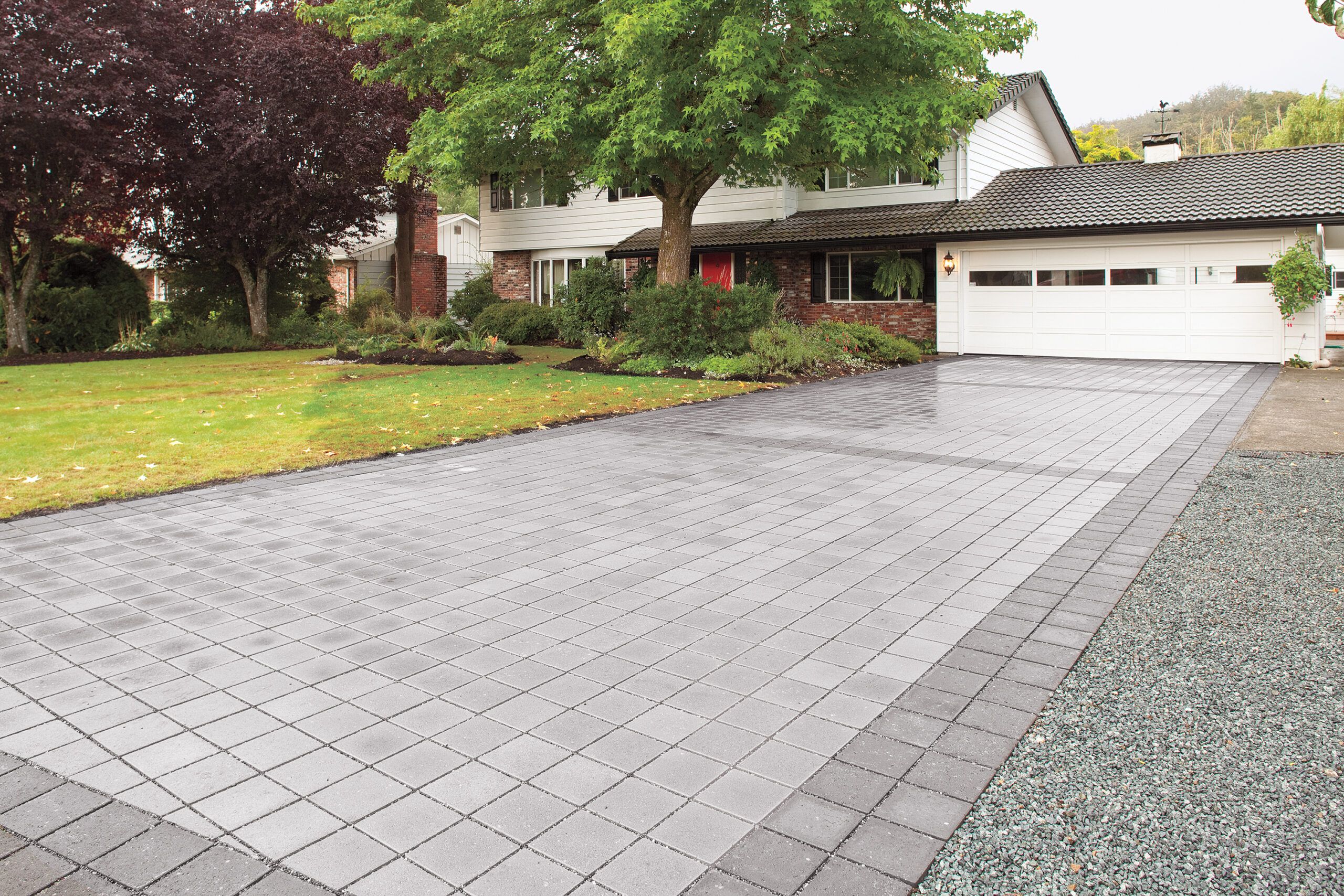 Step-by-Step Guide to Installing a Concrete Driveway